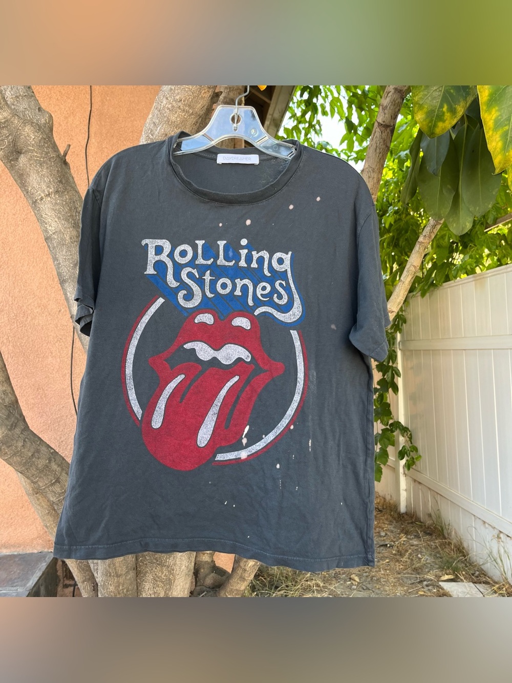 Daydreamer L.A Rolling Stones Distressed Band Oversized Graphic Tee 👅🎸.